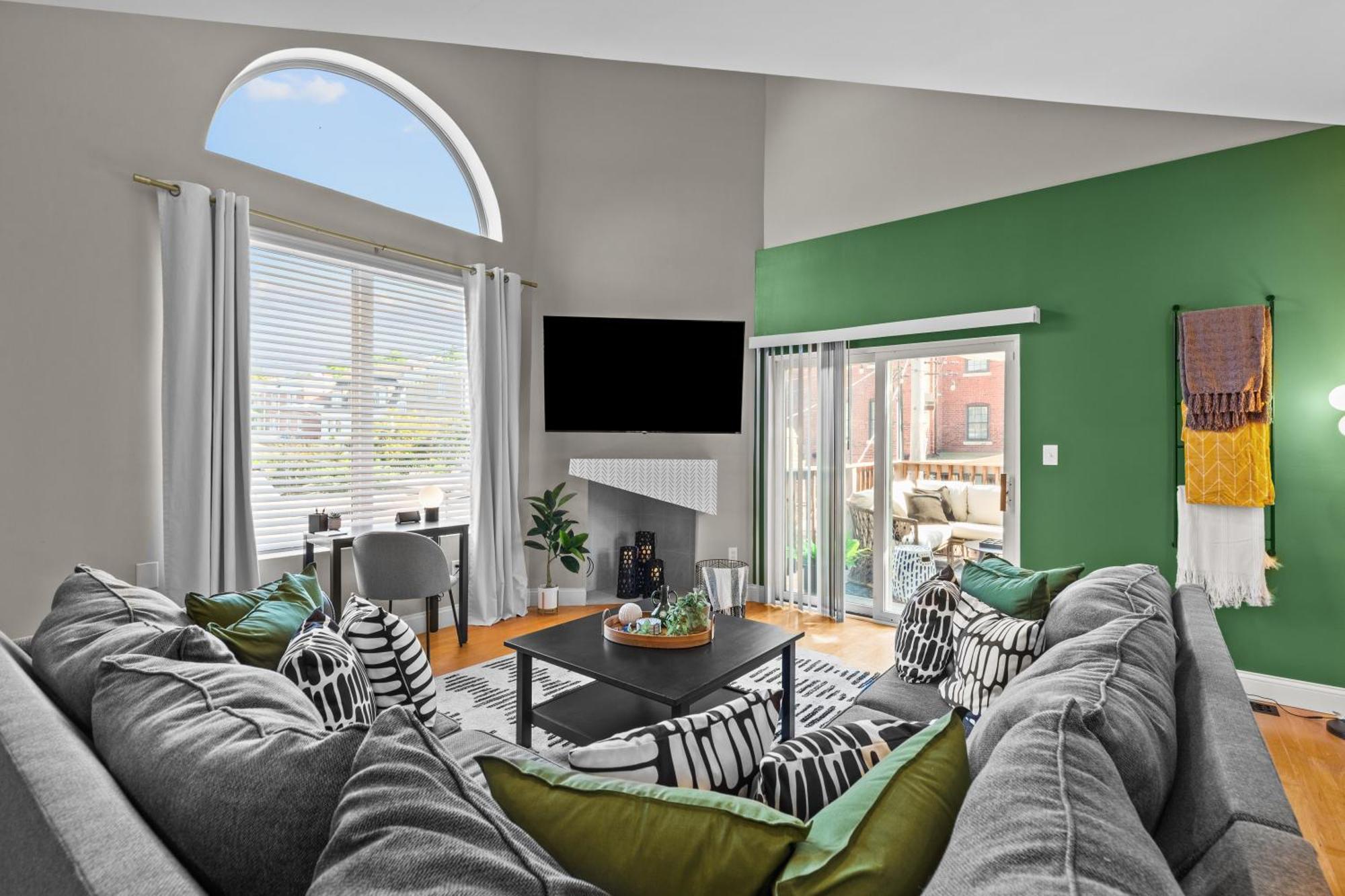 West End Whimsy | Jz Vacation Rentals Tower Grove 외부 사진
