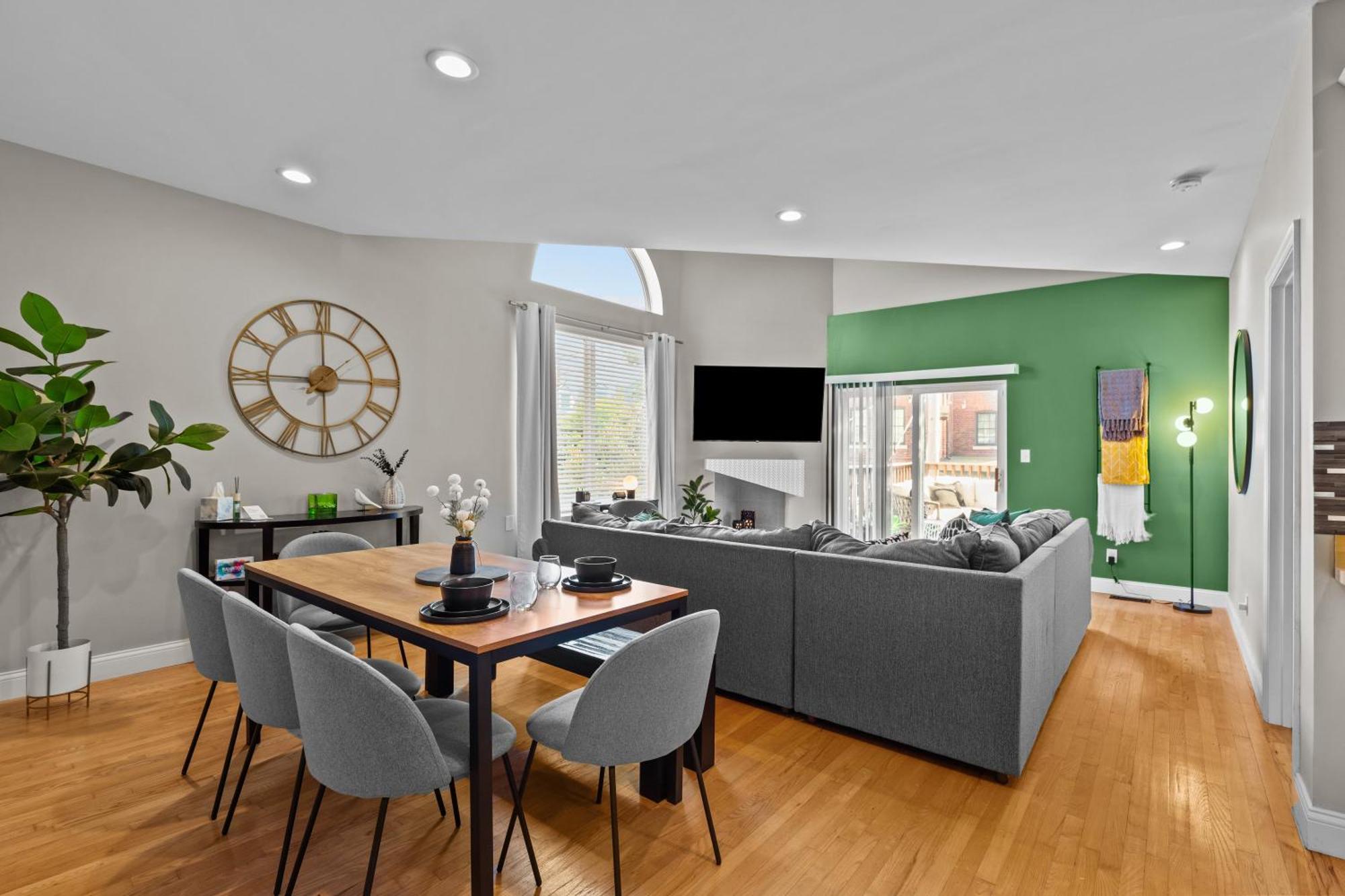 West End Whimsy | Jz Vacation Rentals Tower Grove 외부 사진