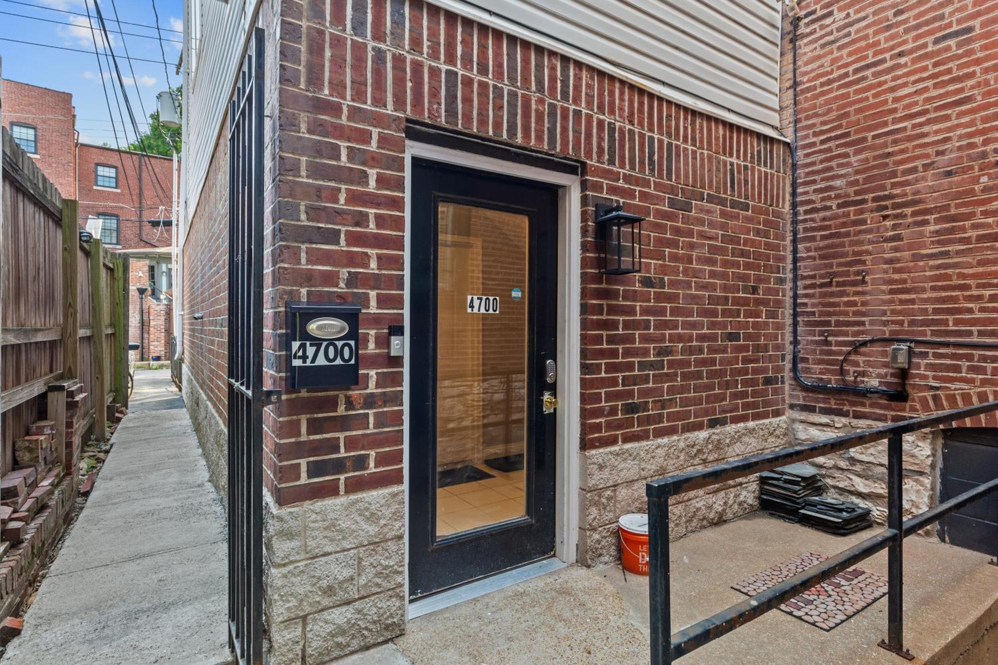 West End Whimsy | Jz Vacation Rentals Tower Grove 외부 사진